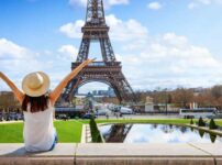 観光地とエッフェル塔