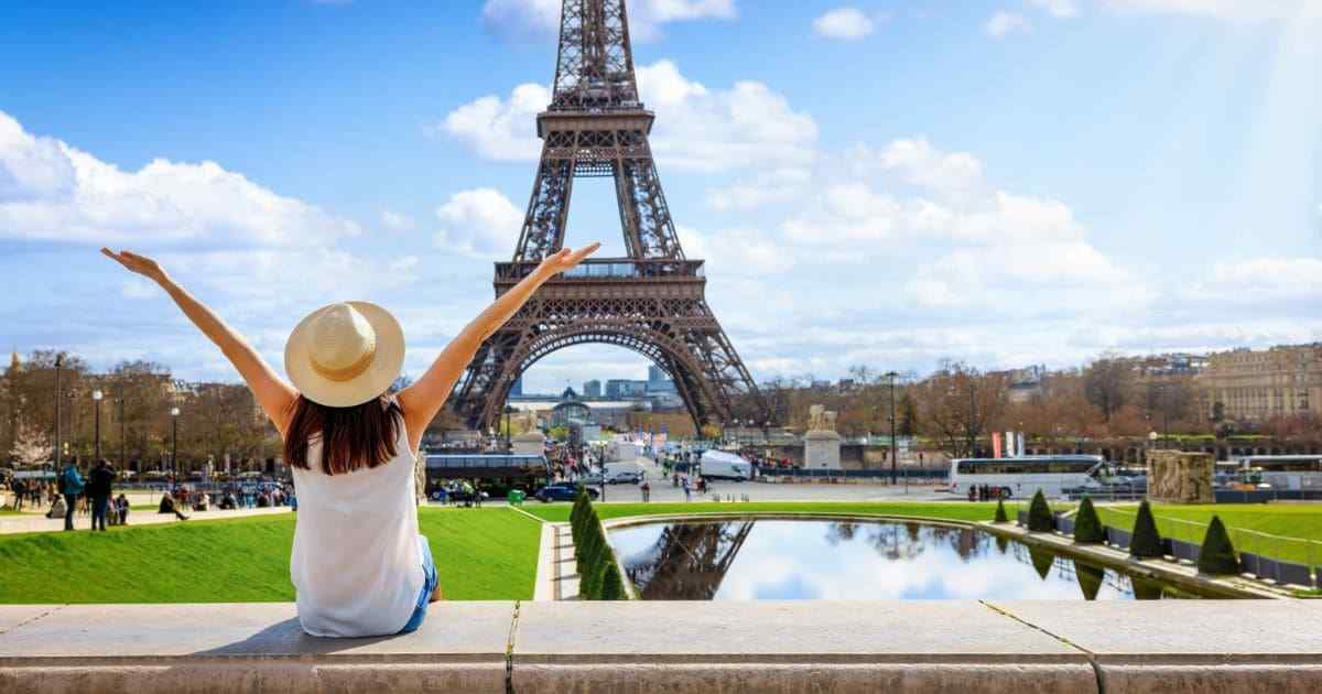 観光地とエッフェル塔